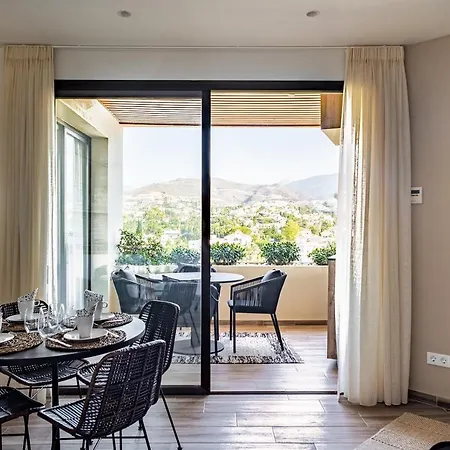 Apartamento Luxe Del Golf - Brisas *